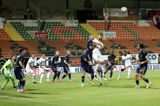 Süper Lig: Alanyaspor: 0 - Fenerbahçe: 0 (Maç sonucu) Süper Lig: Alanyaspor: 0 - Fenerbahçe: 0 (Maç sonucu)