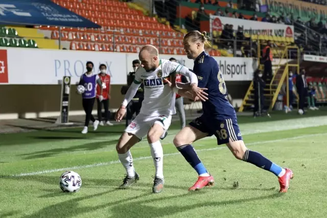 Süper Lig: Alanyaspor: 0 - Fenerbahçe: 0 (Maç sonucu) Süper Lig: Alanyaspor: 0 - Fenerbahçe: 0 (Maç sonucu)