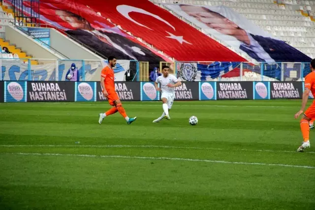 Süper Lig: BB Erzurumspor: 1 Başakşehir: 2 (Maç sonucu) Süper Lig: BB Erzurumspor: 1 Başakşehir: 2 (Maç sonucu)