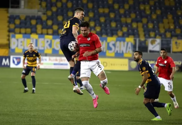 Süper Lig: MKE Ankaragücü: 0 - Gaziantep FK: 0 (İlk yarı) Süper Lig: MKE Ankaragücü: 0 - Gaziantep FK: 0 (İlk yarı)