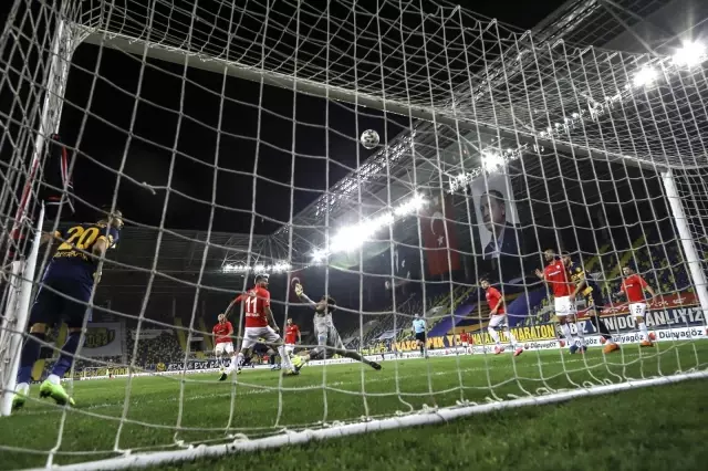 Süper Lig: MKE Ankaragücü: 0 - Gaziantep FK: 1 (Maç sonucu) Süper Lig: MKE Ankaragücü: 0 - Gaziantep FK: 1 (Maç sonucu)