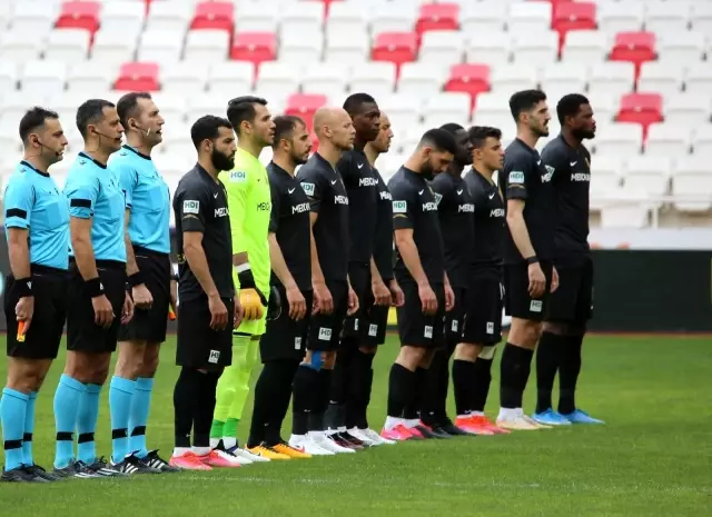 Süper Lig: Aytemiz Alanyaspor: 0 Fenerbahçe: 0 (Maç devam ediyor) Süper Lig: Aytemiz Alanyaspor: 0 Fenerbahçe: 0 (Maç devam ediyor)