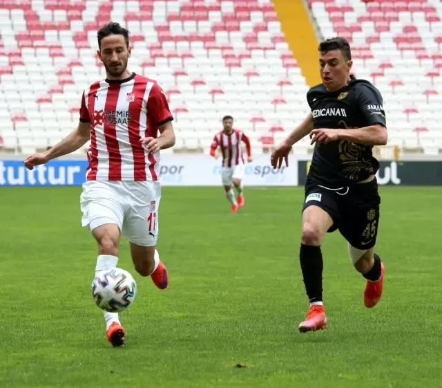 Süper Lig: Aytemiz Alanyaspor: 0 Fenerbahçe: 0 (Maç devam ediyor) Süper Lig: Aytemiz Alanyaspor: 0 Fenerbahçe: 0 (Maç devam ediyor)