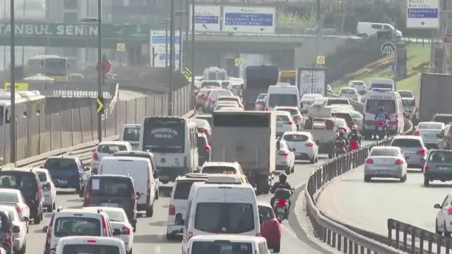 Son dakika haber! Koronavirüsle mücadele tedbirleri kapsamında 17 Mayıs Pazartesi saat 05.00'te sona erecek tam kapanma dönemi saat 19.00 itibarıyla başladı. Son dakika haber! Koronavirüsle mücadele tedbirleri kapsamında 17 Mayıs Pazartesi saat 05.00'te sona erecek tam kapanma dönemi saat 19.00 itibarıyla başladı.