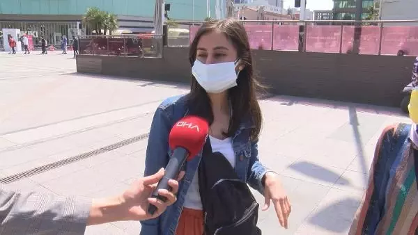 TAM KAPANMA ÖNCESİ AVM'LERDE ALIŞVERİŞ YOĞUNLUĞU TAM KAPANMA ÖNCESİ AVM'LERDE ALIŞVERİŞ YOĞUNLUĞU