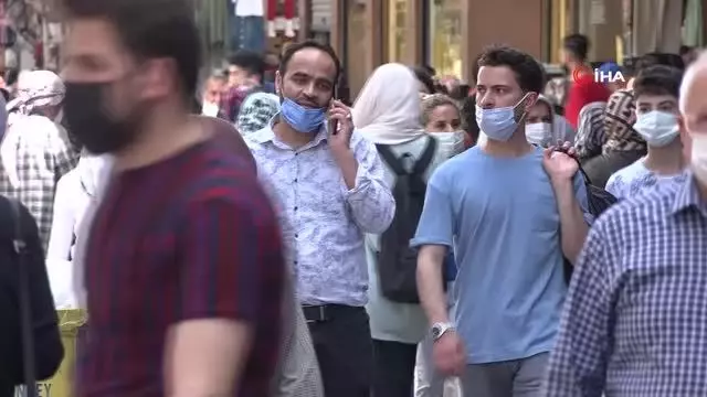 'Tam kapanma' öncesi korkutan görüntü...Gaziantepliler çarşılara akın etti 'Tam kapanma' öncesi korkutan görüntü...Gaziantepliler çarşılara akın etti