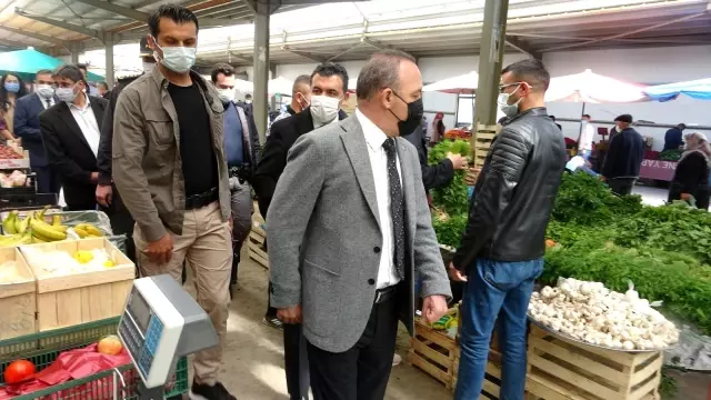 Tam kapanma öncesi Vali Öner, Başkan Demir ile birlikte denetimlerde bulundu Tam kapanma öncesi Vali Öner, Başkan Demir ile birlikte denetimlerde bulundu