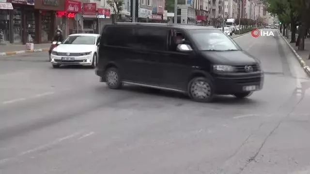 Tam kapanma sonrası Balıkesir sessizliğe büründü Tam kapanma sonrası Balıkesir sessizliğe büründü