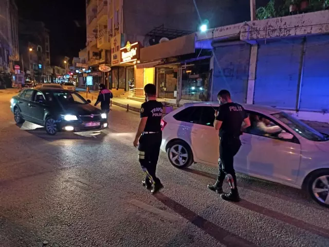 Yasak sonrası Samandağ'da sıkı uygulama Yasak sonrası Samandağ'da sıkı uygulama
