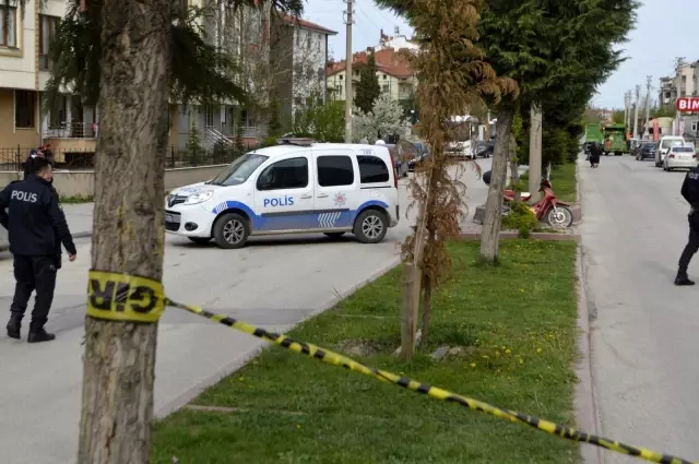 Tavşanlı'da sözlü kavga kanlı bitti Tavşanlı'da sözlü kavga kanlı bitti