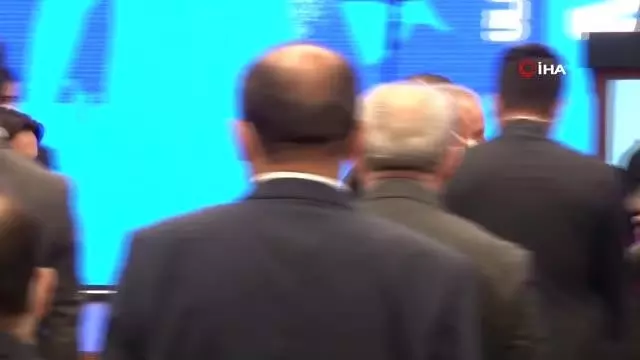 TBMM Başkanı Şentop, 'Uluslararası 1 Mayıs Kongresi'ne katıldı TBMM Başkanı Şentop, 'Uluslararası 1 Mayıs Kongresi'ne katıldı