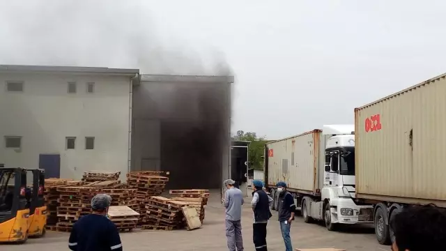 Tekirdağ'da fabrika yangını Tekirdağ'da fabrika yangını