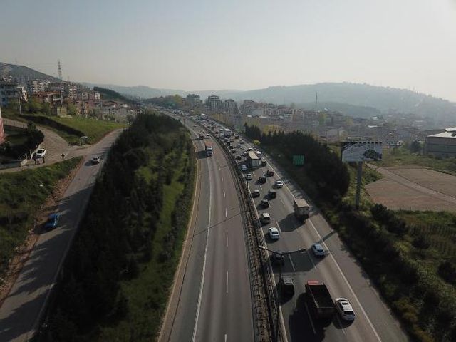 tem ve d 100 yolu kocaeli gecisinde tam kapan 4 14097997 o