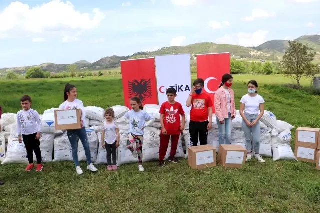 - TİKA'dan Arnavutluk'ta çiftçilere tohum ve gübre desteği - TİKA'dan Arnavutluk'ta çiftçilere tohum ve gübre desteği