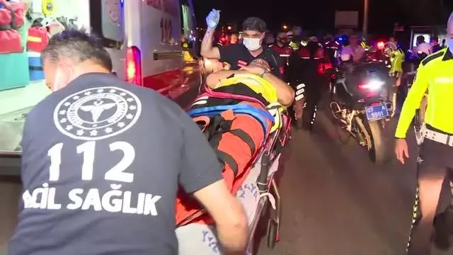 Trafik polisleri kaza yaptı, 1 polis hafif yaralandı Trafik polisleri kaza yaptı, 1 polis hafif yaralandı