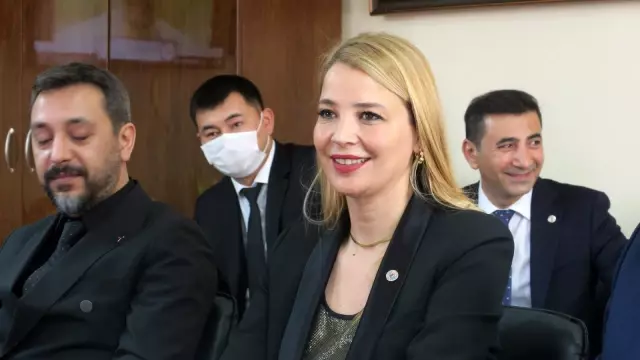 TÜGİAD Yönetim Kurulu Başkanı Çevikel ve Türk heyetten Kırgızistan'a ziyaret TÜGİAD Yönetim Kurulu Başkanı Çevikel ve Türk heyetten Kırgızistan'a ziyaret