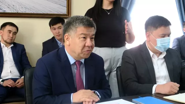 TÜGİAD Yönetim Kurulu Başkanı Çevikel ve Türk heyetten Kırgızistan'a ziyaret TÜGİAD Yönetim Kurulu Başkanı Çevikel ve Türk heyetten Kırgızistan'a ziyaret