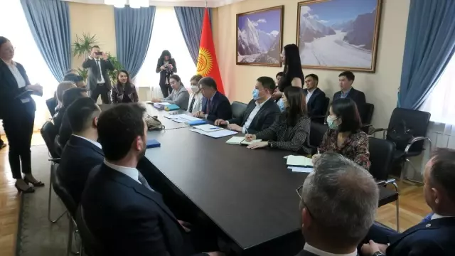 TÜGİAD Yönetim Kurulu Başkanı Çevikel ve Türk heyetten Kırgızistan'a ziyaret TÜGİAD Yönetim Kurulu Başkanı Çevikel ve Türk heyetten Kırgızistan'a ziyaret