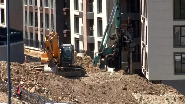 Üsküdar'da kentsel dönüşüm çalışmaları, vatandaşın yüzünü güldürdü Üsküdar'da kentsel dönüşüm çalışmaları, vatandaşın yüzünü güldürdü