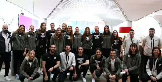VakıfBank, 5. Avrupa şampiyonluğu için yola çıktı VakıfBank, 5. Avrupa şampiyonluğu için yola çıktı