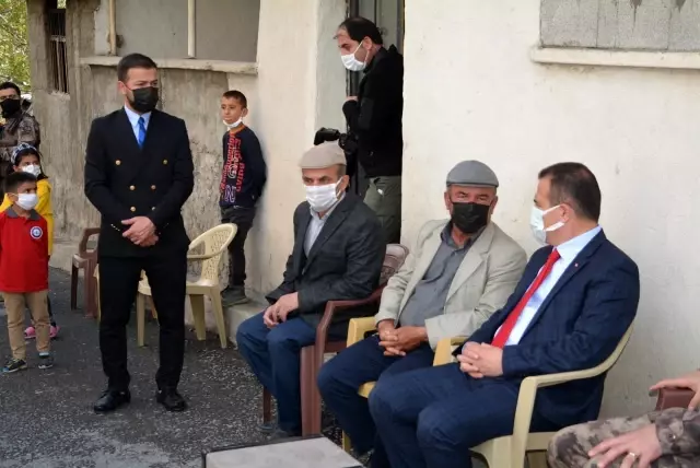 Vali Akbıyık'tan şehit ailelerine ziyaret Vali Akbıyık'tan şehit ailelerine ziyaret