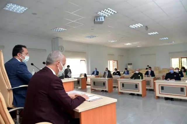 Bilecik'te 'tam kapanma toplantısı' düzenlendi Bilecik'te 'tam kapanma toplantısı' düzenlendi