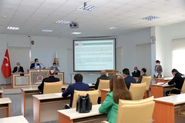Bilecik'te 'tam kapanma toplantısı' düzenlendi Bilecik'te 'tam kapanma toplantısı' düzenlendi