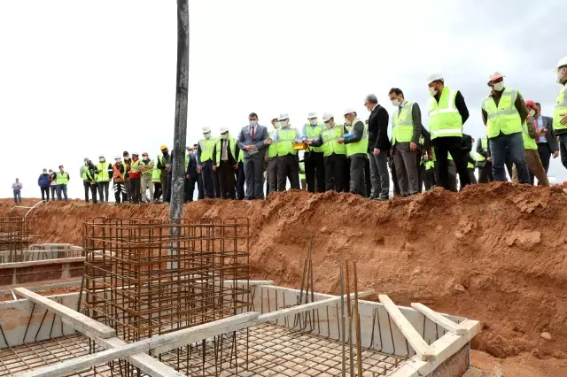 Yeni OSB'de ilk fabrikanın temelleri atıldı Yeni OSB'de ilk fabrikanın temelleri atıldı