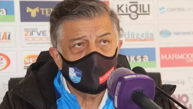 Yılmaz Vural hakemlere sert çıktı: Kimse babanızın oğlu değil, yanında küfür ediliyor ve duymazdan geliyorsun! Yılmaz Vural hakemlere sert çıktı: Kimse babanızın oğlu değil, yanında küfür ediliyor ve duymazdan geliyorsun!