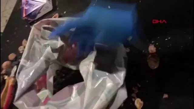 155 KİLO 550 GRAM AFYON SAKIZINI CEVİZİN İÇİNE YERLEŞTİRDİLER 155 KİLO 550 GRAM AFYON SAKIZINI CEVİZİN İÇİNE YERLEŞTİRDİLER