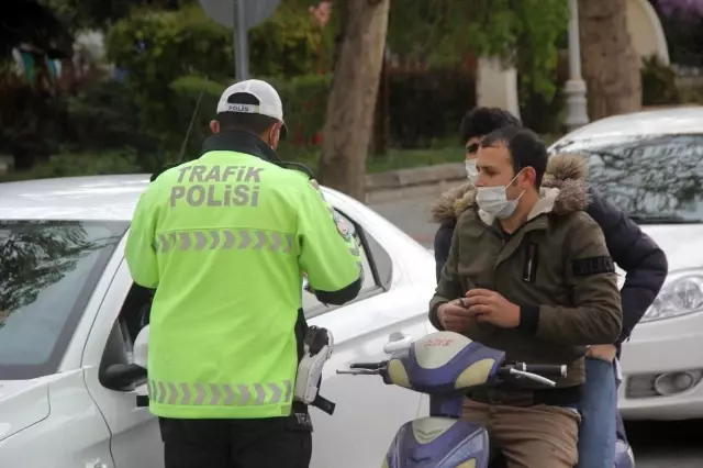 Kapanma öncesi oluşan yoğunluk yerini sessizliğe bıraktı Kapanma öncesi oluşan yoğunluk yerini sessizliğe bıraktı