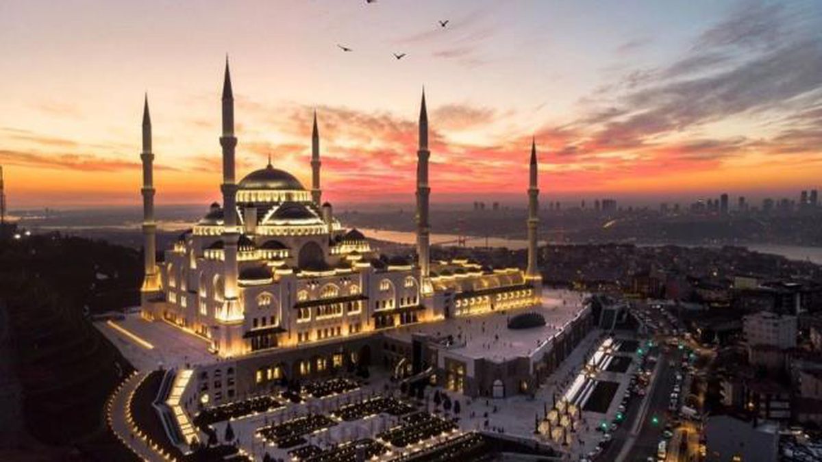30 nisan 2021 cuma namazı kılınacak mı? Bugün Cuma namazı kılmak yasak mı? Tam kapanmada Cuma namazı kılınacak mı?