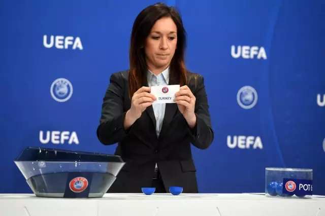A Milli Kadın Futbol Takımı'nın rakipleri belli oldu A Milli Kadın Futbol Takımı'nın rakipleri belli oldu