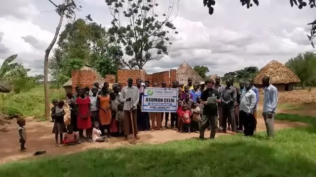 AAvrupa'da yaşayan Türk ve Azerbaycanlılar, Uganda'da 3 cami ile 3 su kuyusu yaptırdı AAvrupa'da yaşayan Türk ve Azerbaycanlılar, Uganda'da 3 cami ile 3 su kuyusu yaptırdı
