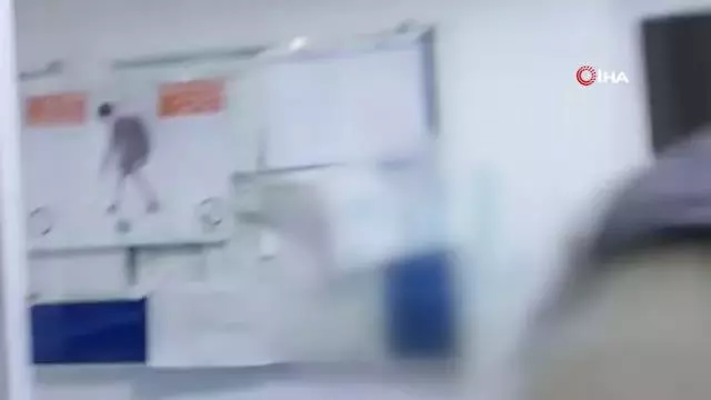 Afganistan iftar saatinde kana bulandı: 30 ölü, 60 yaralı Afganistan iftar saatinde kana bulandı: 30 ölü, 60 yaralı