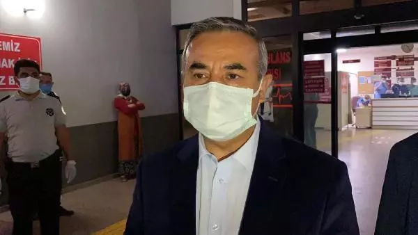 Akşam yemeğinden zehirlenen 106 kişi, hastaneye kaldırıldı - Yeniden Akşam yemeğinden zehirlenen 106 kişi, hastaneye kaldırıldı - Yeniden