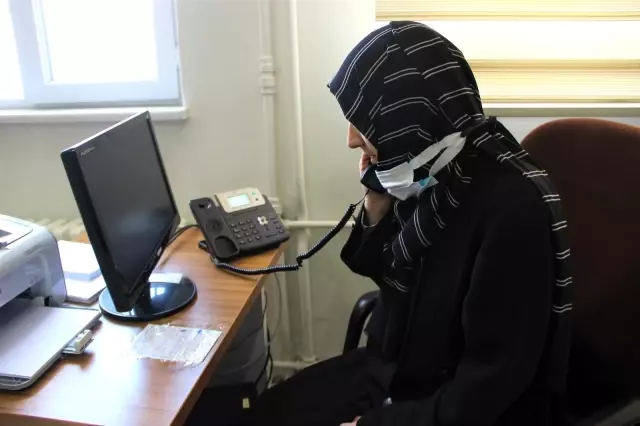'Alo fetva' hattına yoğun ilgi, telefonlar kilitlendi, personel sayısı arttırıldı 'Alo fetva' hattına yoğun ilgi, telefonlar kilitlendi, personel sayısı arttırıldı