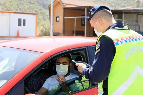 Antalya'da kontrol noktaları sakin Antalya'da kontrol noktaları sakin