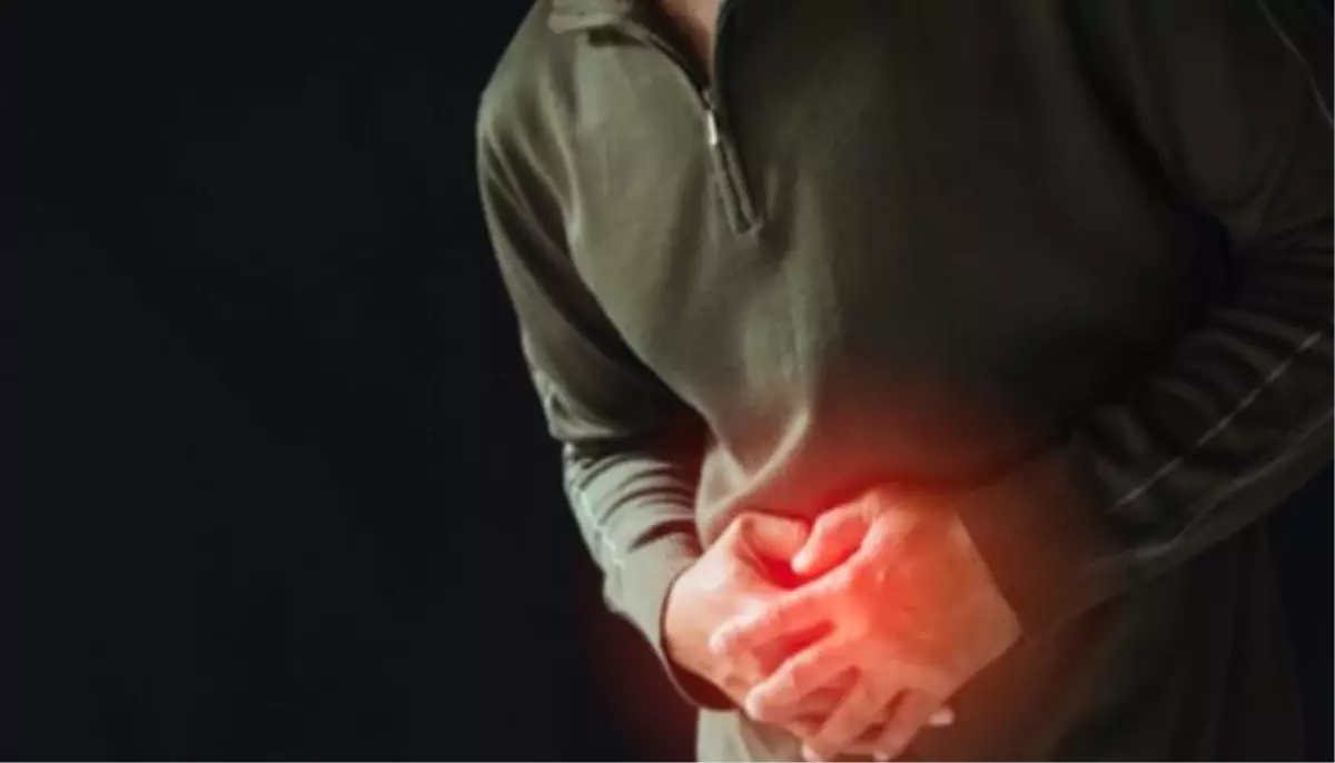 Apandisit belirtileri nelerdir? Apandisit ağrısı nasıl ayırt edilir?