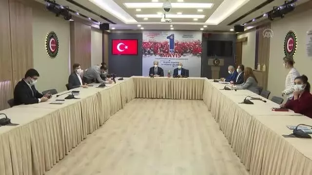Çalışma ve Sosyal Güvenlik Bakanı Bilgin Hak-İş'i ziyaret etti Açıklaması Çalışma ve Sosyal Güvenlik Bakanı Bilgin Hak-İş'i ziyaret etti Açıklaması