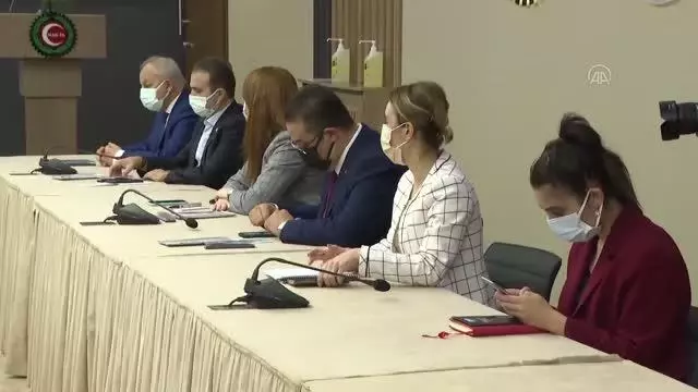 Çalışma ve Sosyal Güvenlik Bakanı Bilgin Hak-İş'i ziyaret etti Açıklaması Çalışma ve Sosyal Güvenlik Bakanı Bilgin Hak-İş'i ziyaret etti Açıklaması