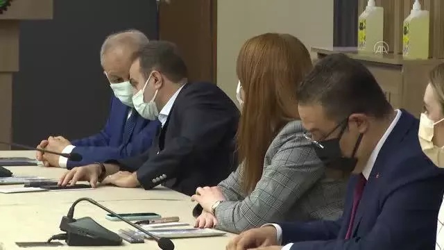 Çalışma ve Sosyal Güvenlik Bakanı Bilgin Hak-İş'i ziyaret etti Açıklaması Çalışma ve Sosyal Güvenlik Bakanı Bilgin Hak-İş'i ziyaret etti Açıklaması