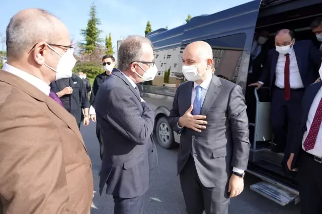Bakan Karaismailoğlu, Bartın Üniversitesinden övgüyle bahsetti Bakan Karaismailoğlu, Bartın Üniversitesinden övgüyle bahsetti