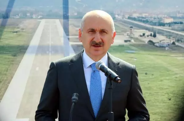 Ulaştırma ve Altyapı Bakanı Karaismailoğlu Zonguldak Çaycuma Havalimanı'nda konuştu Açıklaması Ulaştırma ve Altyapı Bakanı Karaismailoğlu Zonguldak Çaycuma Havalimanı'nda konuştu Açıklaması