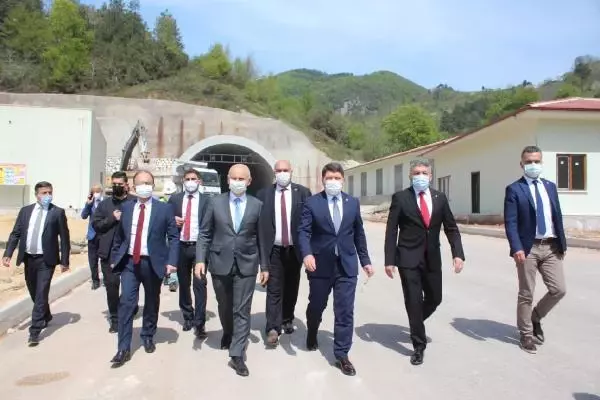 BARTIN BAKAN KARAİSMAİLOĞLU YOLCU SAYISINDA DÜNYADA 9'UNCU, AVRUPA'DA 3'ÜNCÜYÜZ BARTIN BAKAN KARAİSMAİLOĞLU YOLCU SAYISINDA DÜNYADA 9'UNCU, AVRUPA'DA 3'ÜNCÜYÜZ