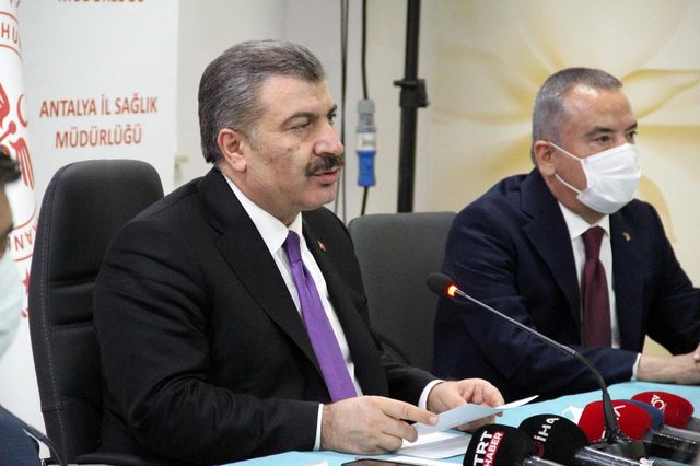 bakan koca yaz doneminde 18 yas ustu herkesin 3 14102591 o