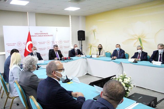 bakan koca yaz doneminde 18 yas ustu herkesin 6 14102591 o