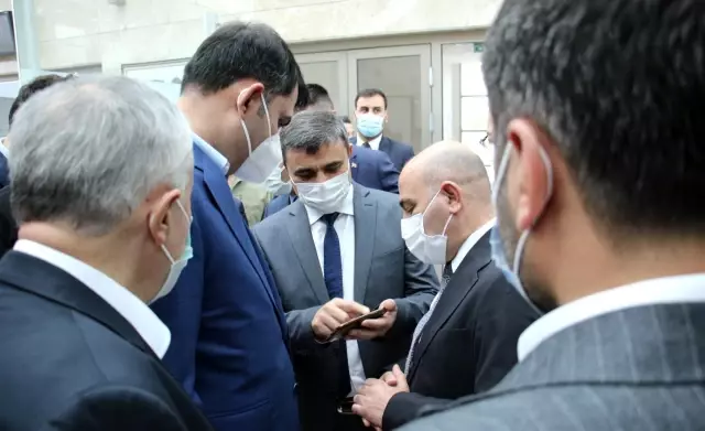 Bakan Kurum cuma namazının ardından Tunceli'ye geçti Bakan Kurum cuma namazının ardından Tunceli'ye geçti
