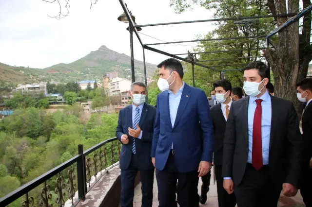 Bakan Kurum: 'Munzur ve Pülümür vadilerimizi koruyacağız' Bakan Kurum: 'Munzur ve Pülümür vadilerimizi koruyacağız'