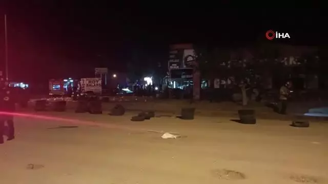 Lokantada tüp patladı, 20 iş yeri zarar gördü Lokantada tüp patladı, 20 iş yeri zarar gördü